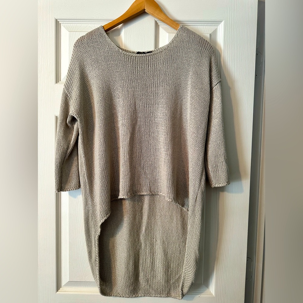 Tart | high low sweater | size medium